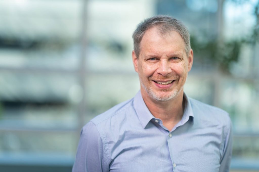 ZandstraPeter-UBC-Eng-Headshot